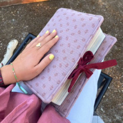 Funda de libro cherry