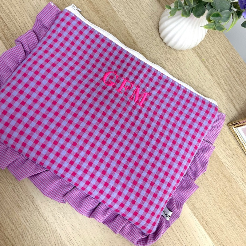 Funda EMI con volante alrededor