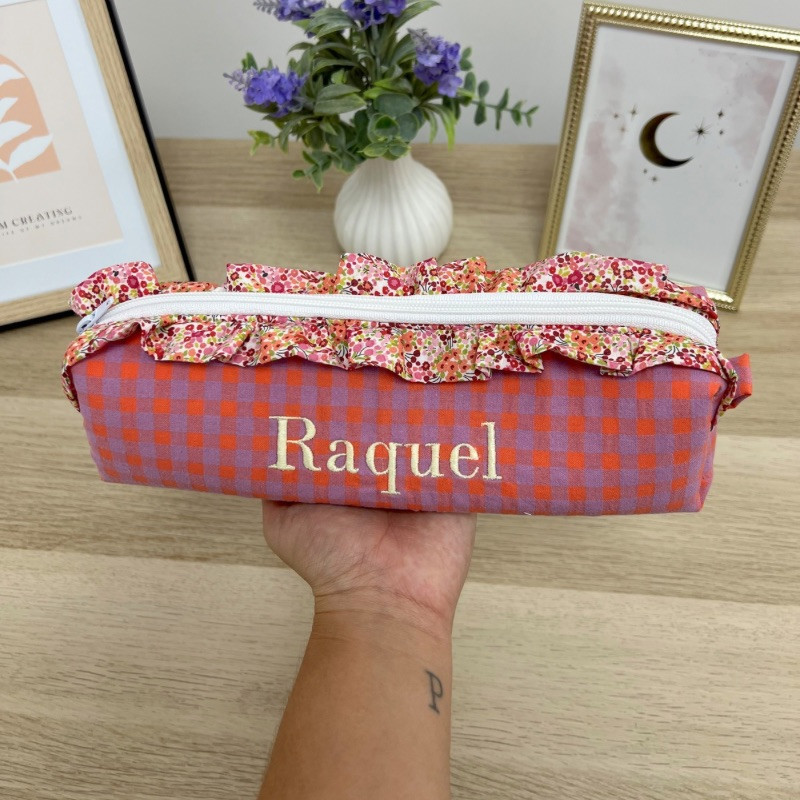 Estuche Mònica pequeño con volante flora