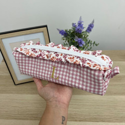 Estuche Carlota con volante