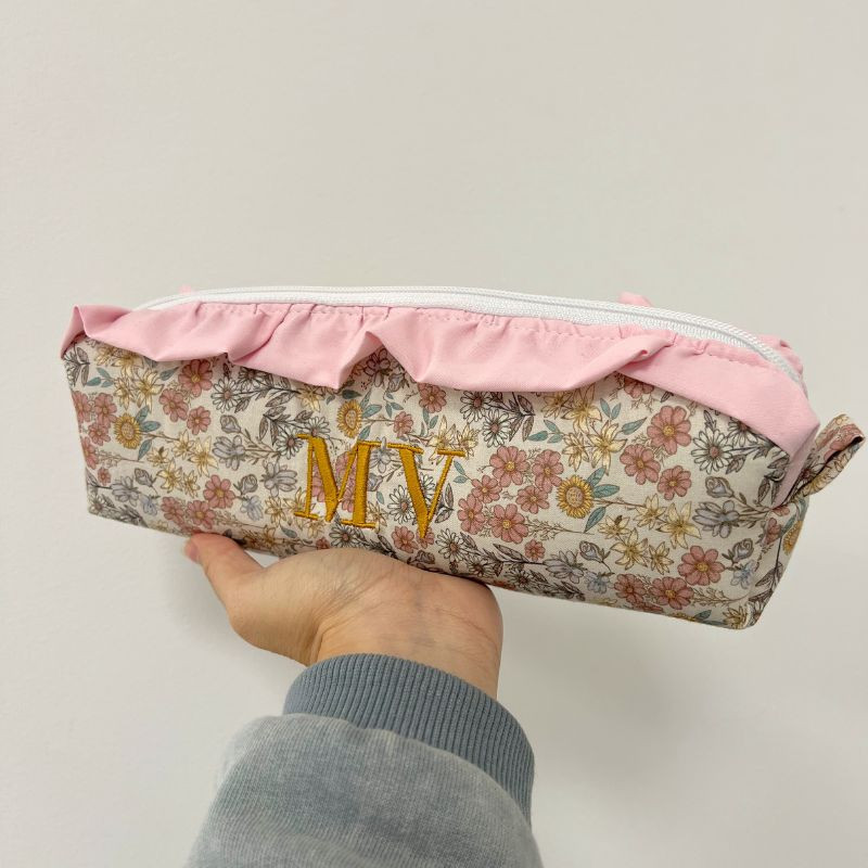 Estuche Blair con volante