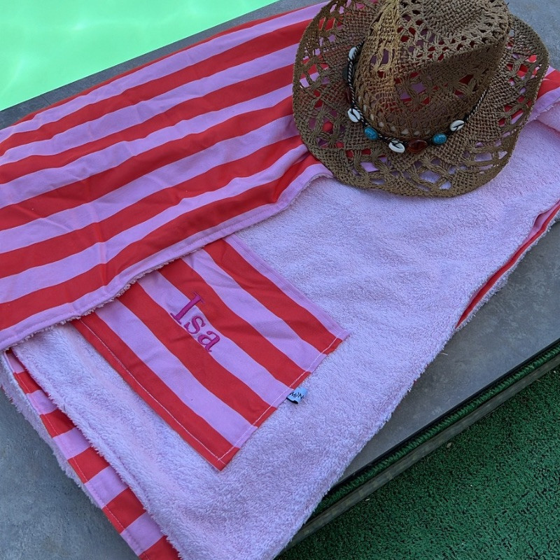 Toalla coral y rosa