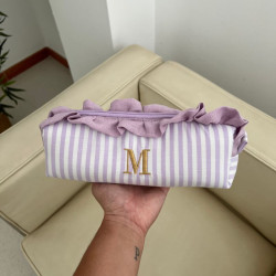 Estuche de rayas lila con...