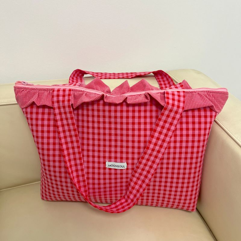 Bolso shopper ana con volante alrededor y cremallera rosa