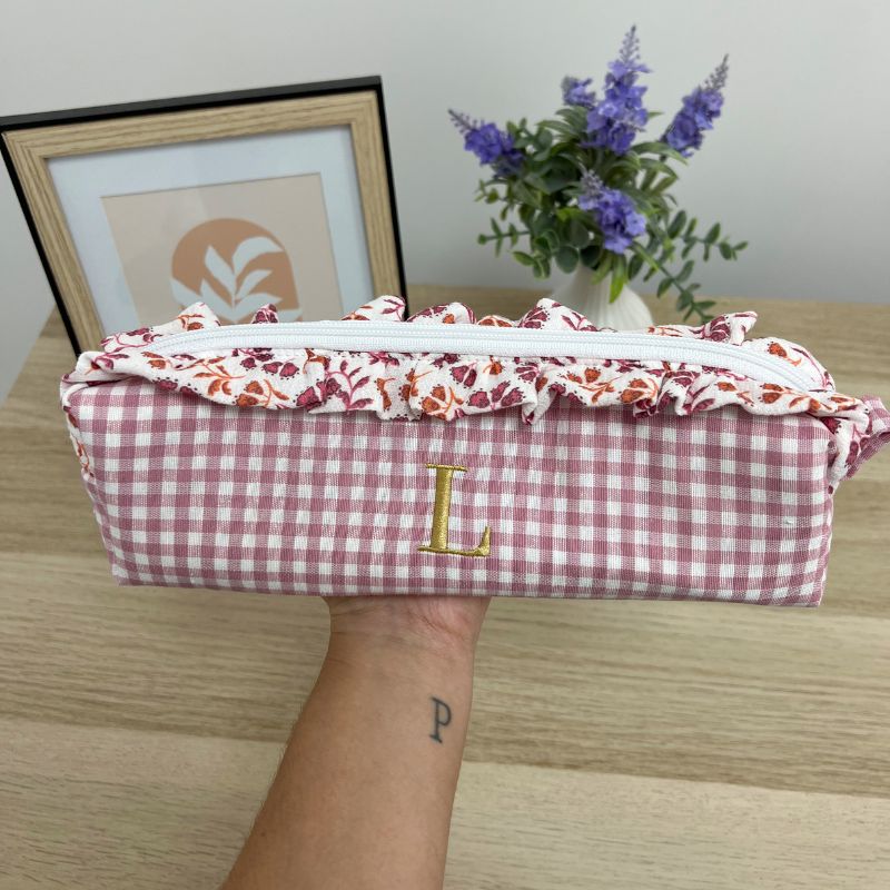 Estuche Carlota con volante
