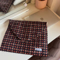 Funda ordenador / tablet tapadera channel